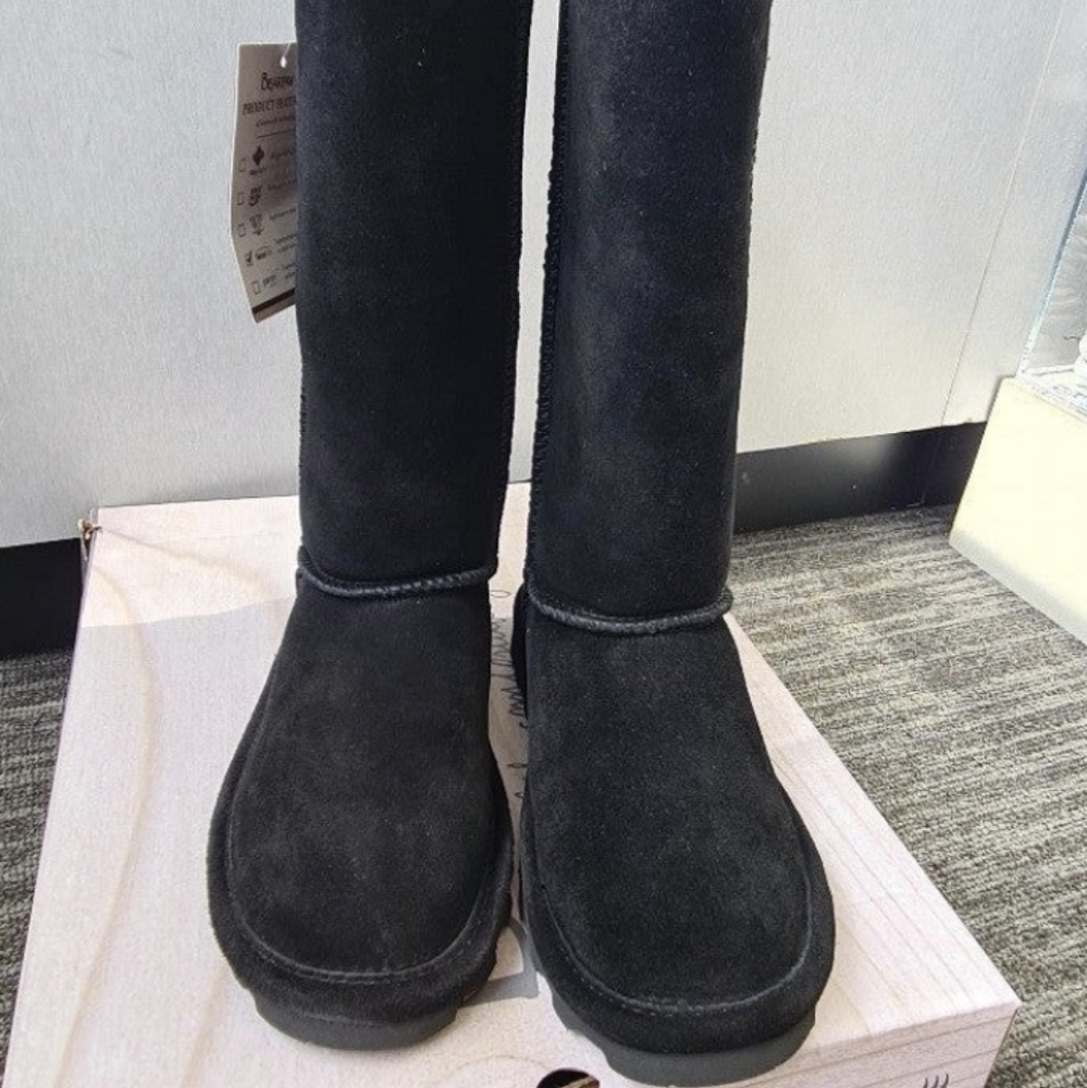 Bearpaw womens size US 8